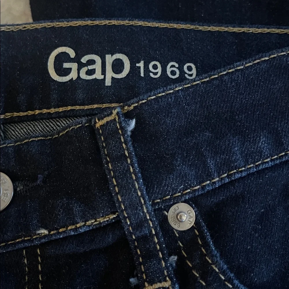 GAP 1969 Women’s Authentic Flare‎ Jeans 27S 30”Inseam Dark Rinse Low Stretch